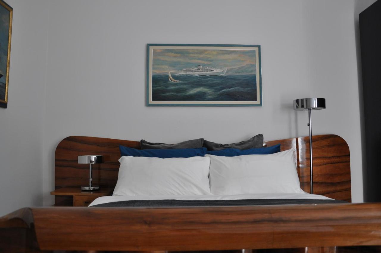 Deluxe Beachfront Apartment Klara, Lovran Ngoại thất bức ảnh